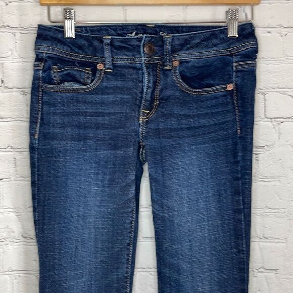 American Eagle Women’s Original Boot Dark Wash Jeans size 2 - Picture 2 of 9